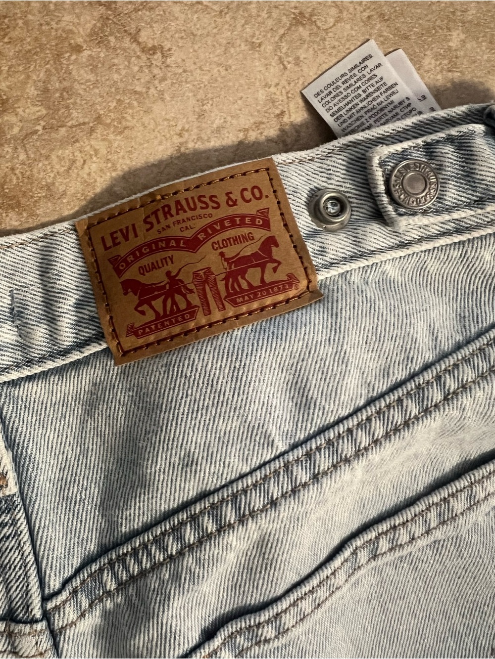 Levi's Light Blue Wide Barrel Leg Cinch Jeans 29x31 - Picture 6 of 11